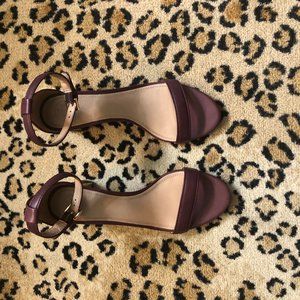 Tory Burch Size 8 Burgundy Leather Sandals